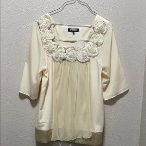 Spirited Randolph Duke Cream Floral Embellished Women's Top